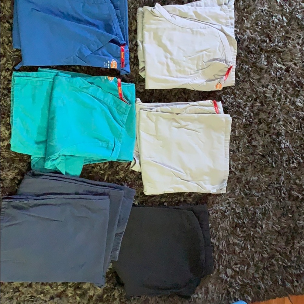 Dickies Men’s Hospital Scrubs